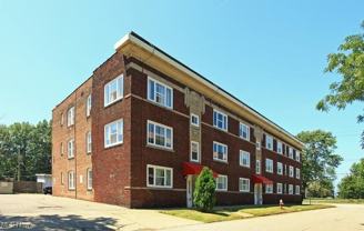 14236 Lake Shore Blvd - Photo 1 of 1
