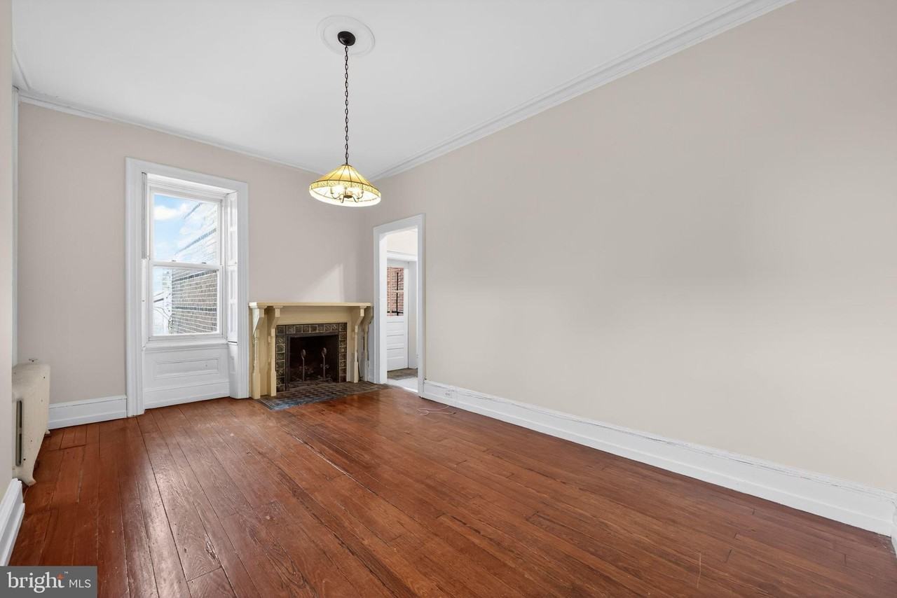 2117 Spruce St Apt 3 #3 - Photo 7 of 14