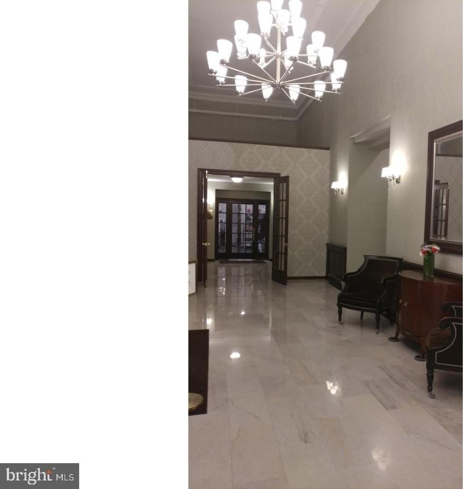 1324 Locust St Apt 512 #512 - Photo 6 of 14