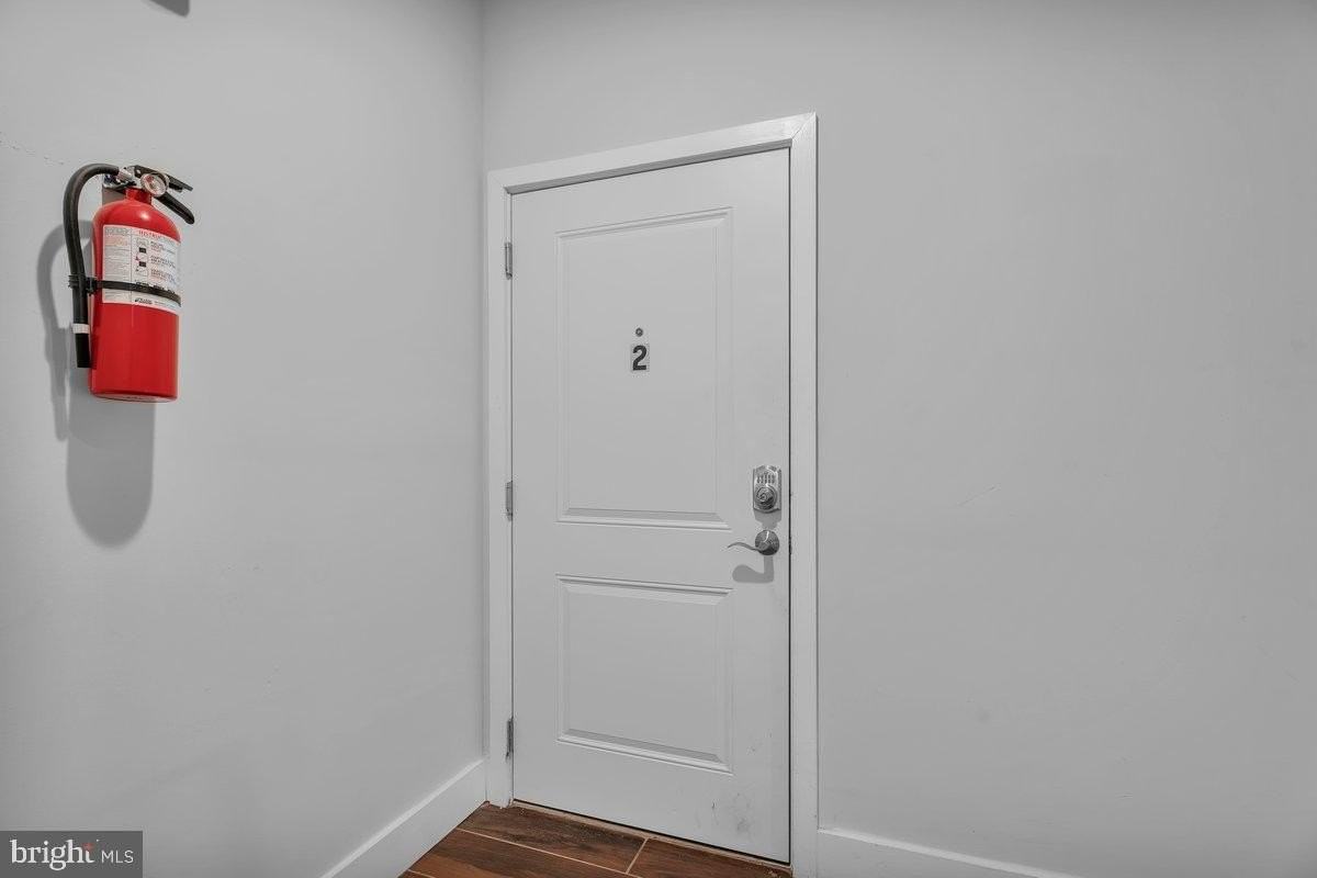 2562 Frankford Ave Fl 2 #2 - Photo 7 of 23