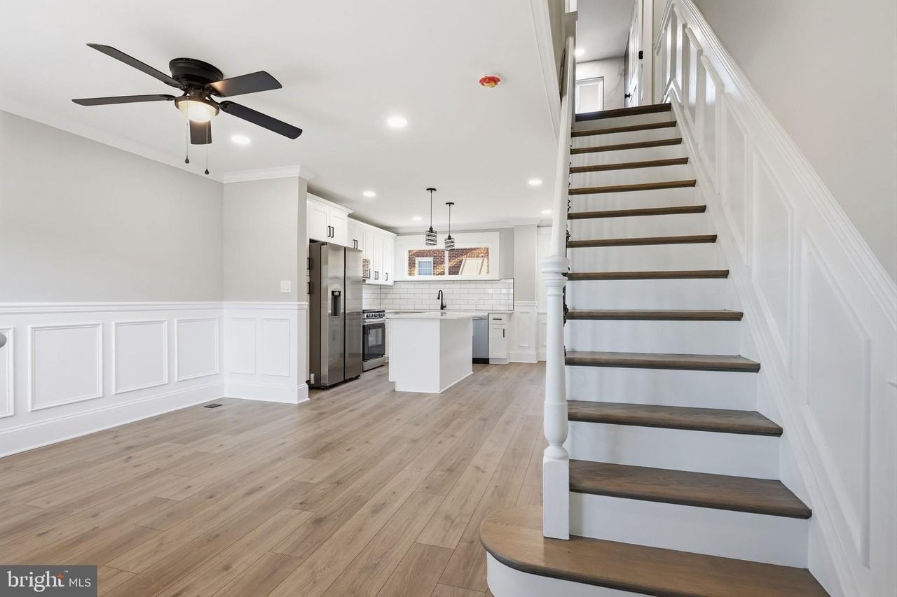 4313 Teesdale St - Photo 6 of 35