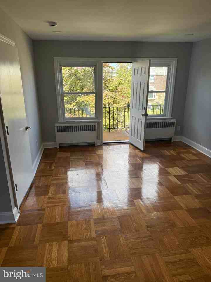 928 E Durard St Fl 2 #FL2 - Photo 4 of 8