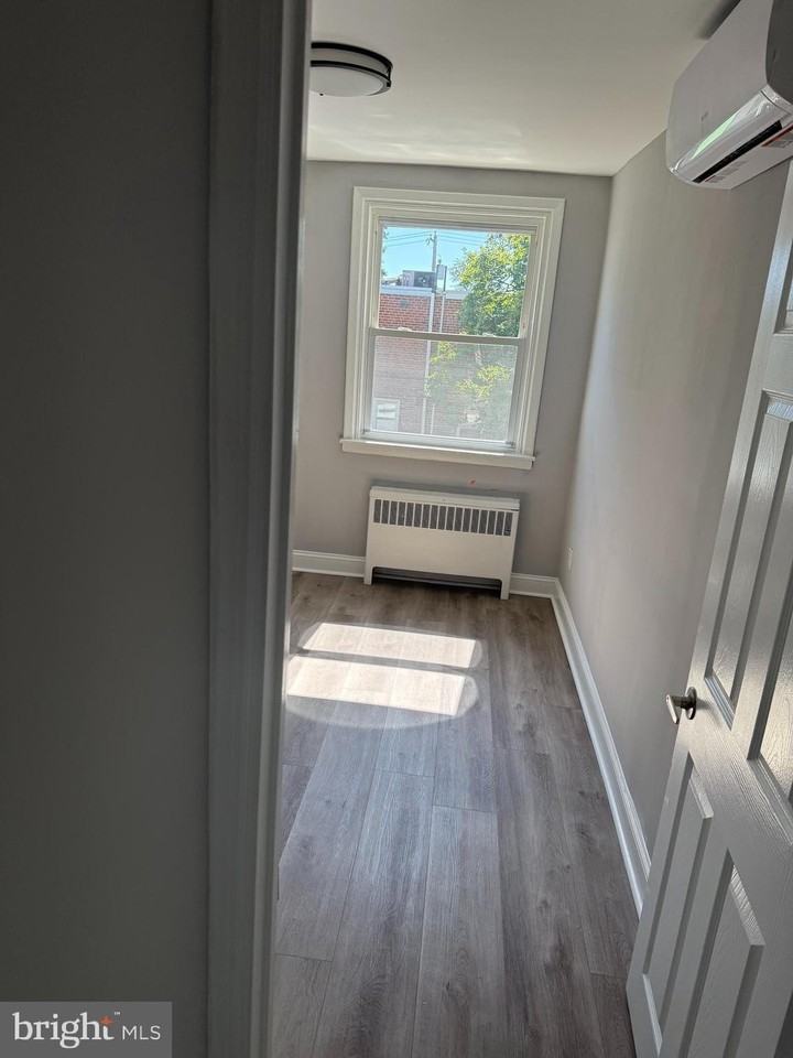 928 E Durard St Fl 2 #FL2 - Photo 5 of 8