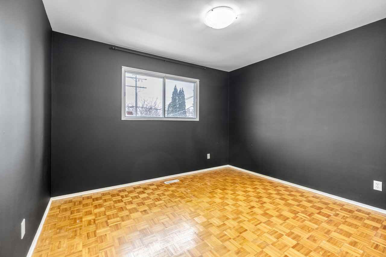 665 David Street - Photo 7 of 25