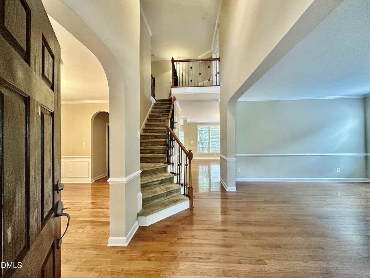 1801 Old London Way - Photo 3 of 41