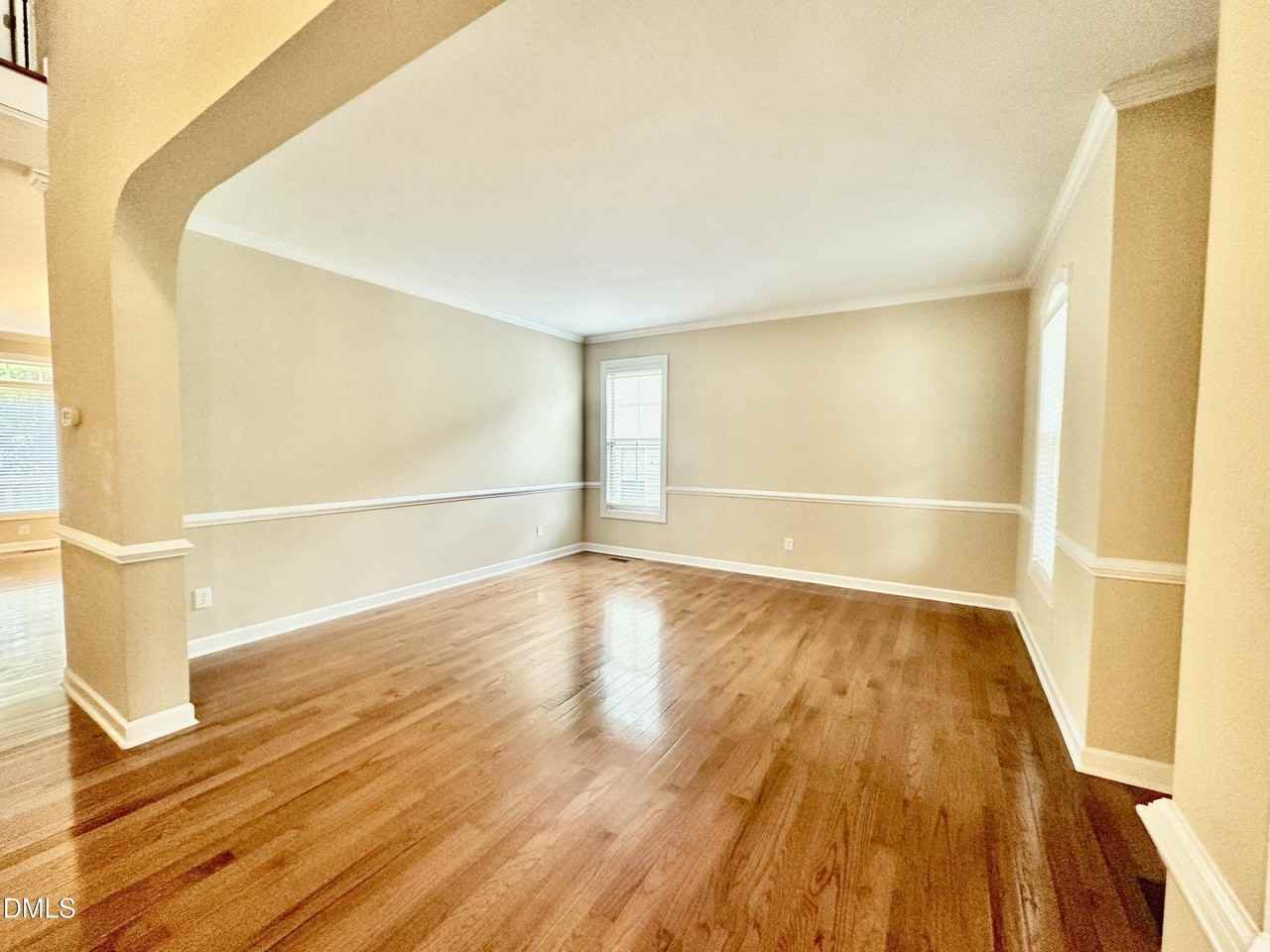 1801 Old London Way - Photo 6 of 41