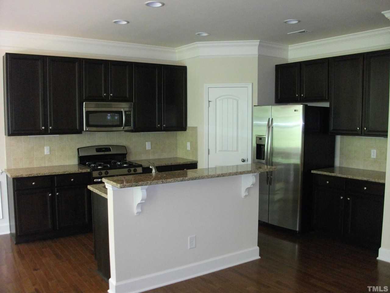 2051 Weston Green Loop - Photo 3 of 10