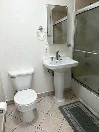 399 Templeton Ave - Photo 6 of 9