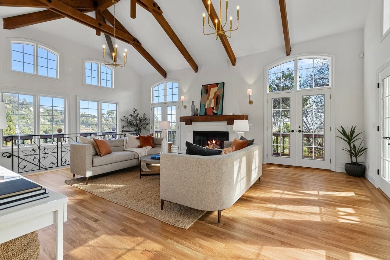 344 Summit Ave - Photo 3 of 41