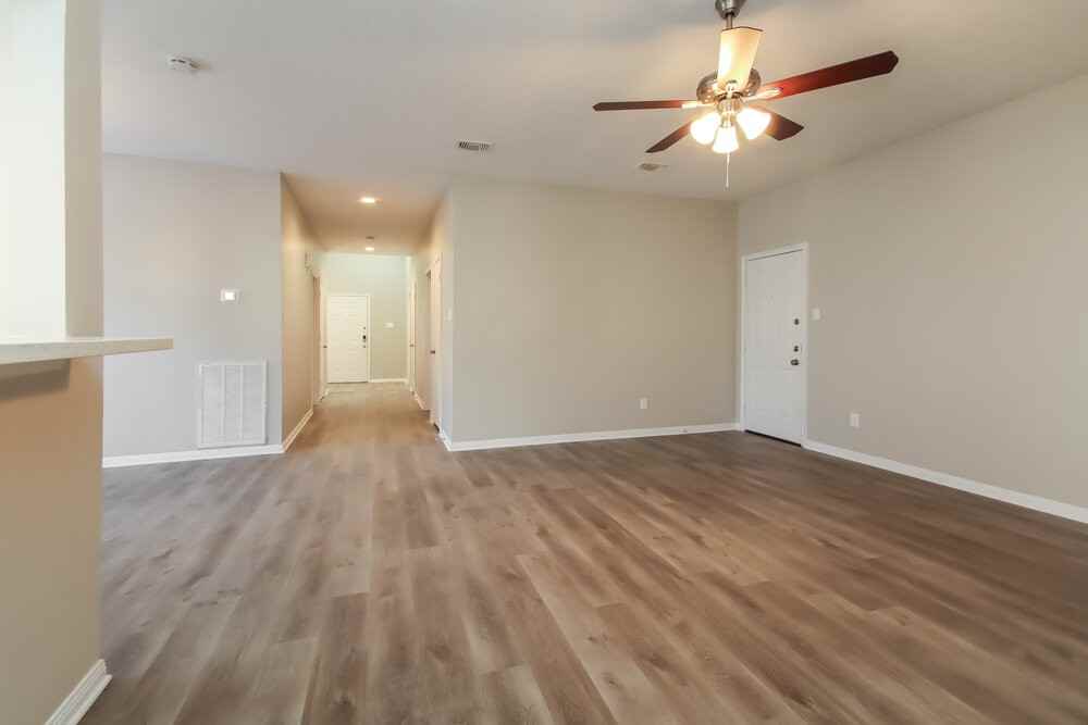 8506 Deer Meadow Dr - Photo 6 of 19