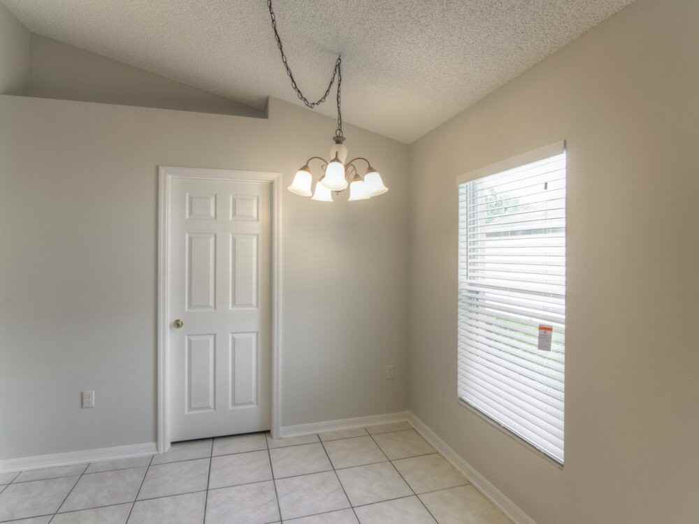 762 Welch Hill Cir - Photo 6 of 15