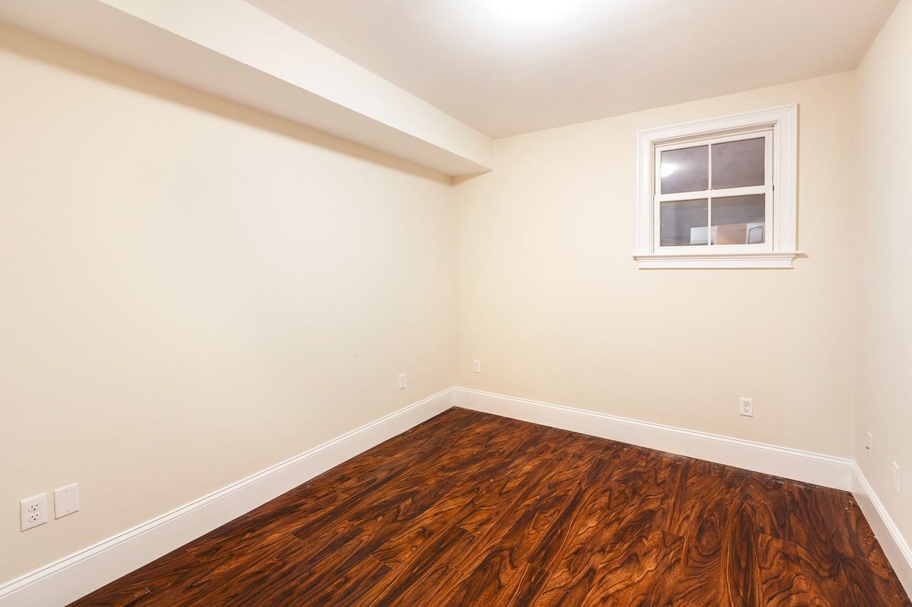 1905 Washington St #THB - Photo 5 of 18