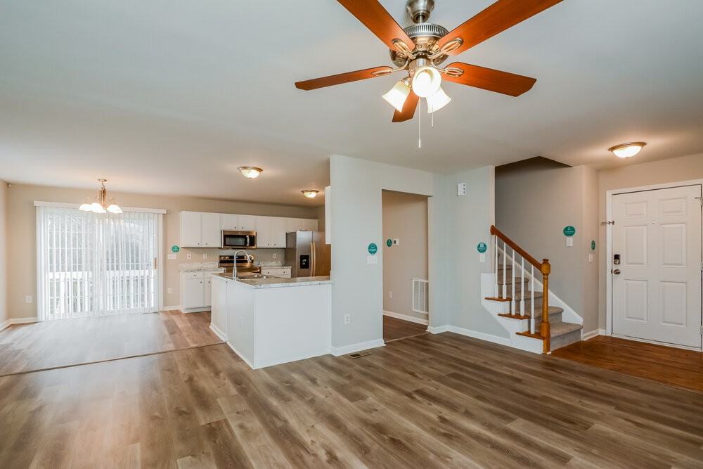 713 Marjam Ln - Photo 5 of 17