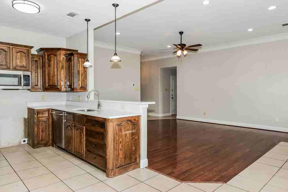 308 Autumn Trl - Photo 7 of 19