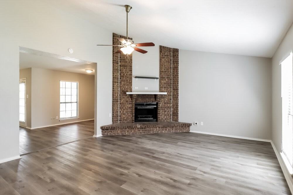 1702 Clark Trl - Photo 3 of 15