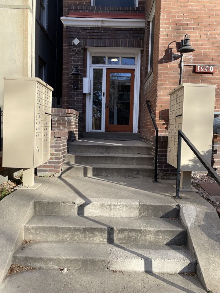 1260 Pennsylvania - Photo 5 of 6