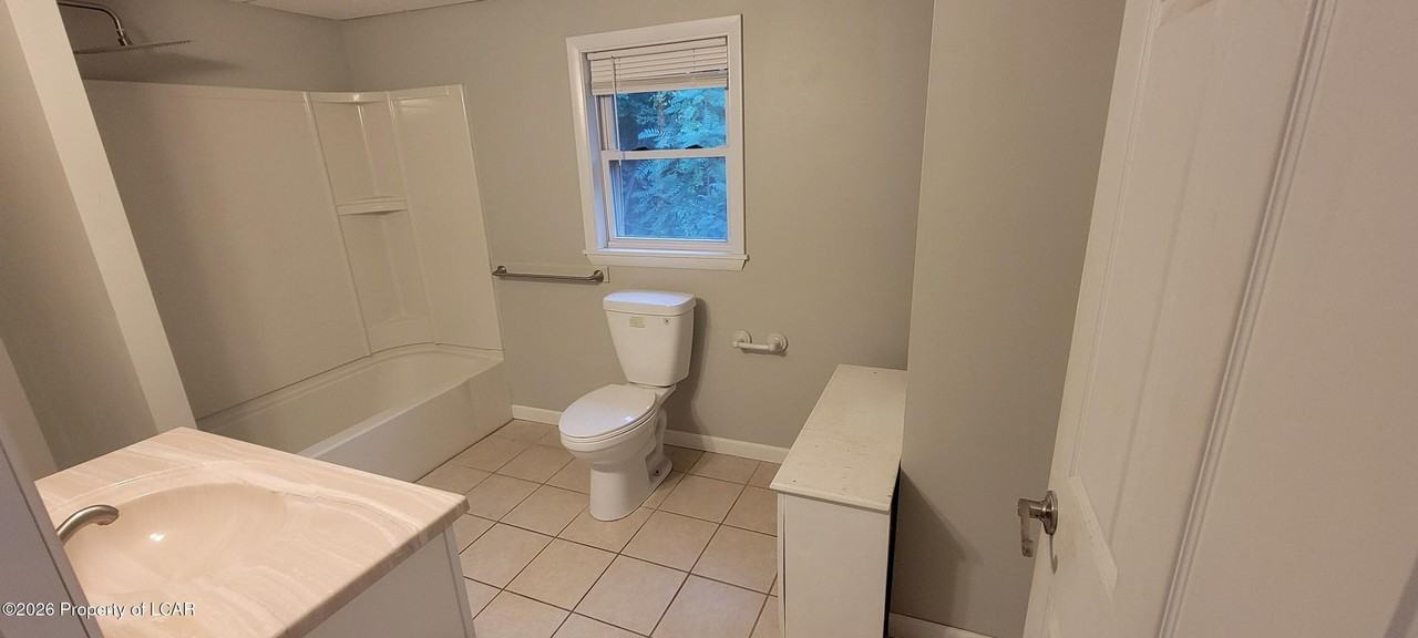 138 Sand St #1 - Photo 4 of 15