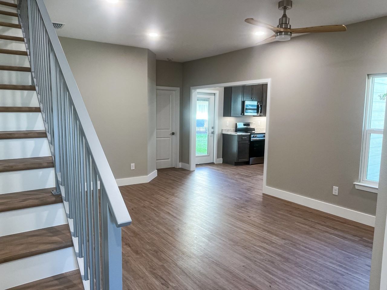 2885 Leahs Ln #1 - Photo 2 of 42