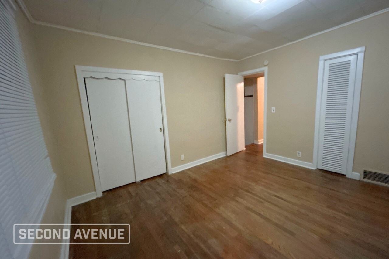 208 S Thomas Ave - Photo 7 of 14