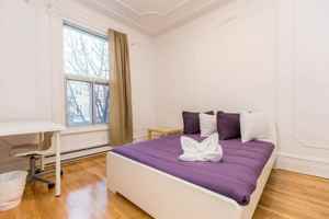 featured image of Rue Villeneuve Ouest & Rue Clark