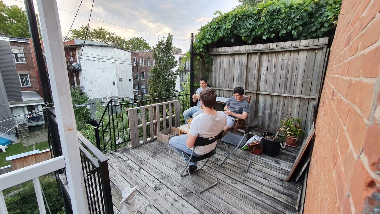 Rue Villeneuve Ouest & Rue Clark - Photo 5 of 17