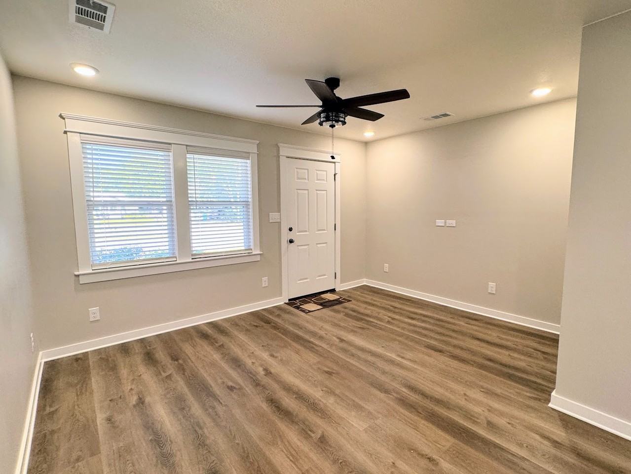 116B Montrose Dr #1 - Photo 2 of 17