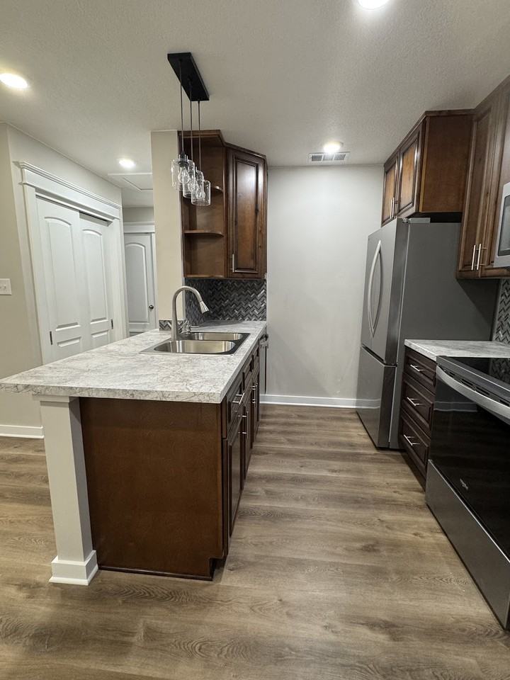 116B Montrose Dr #1 - Photo 4 of 17