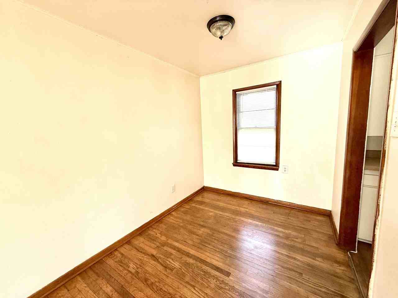 43 1/2 15th Pl #1 - Photo 6 of 20