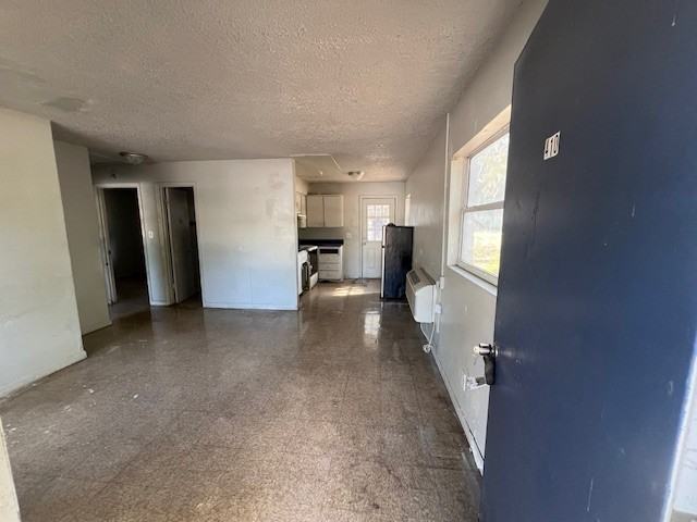 410 Terry St #10 - Photo 4 of 12