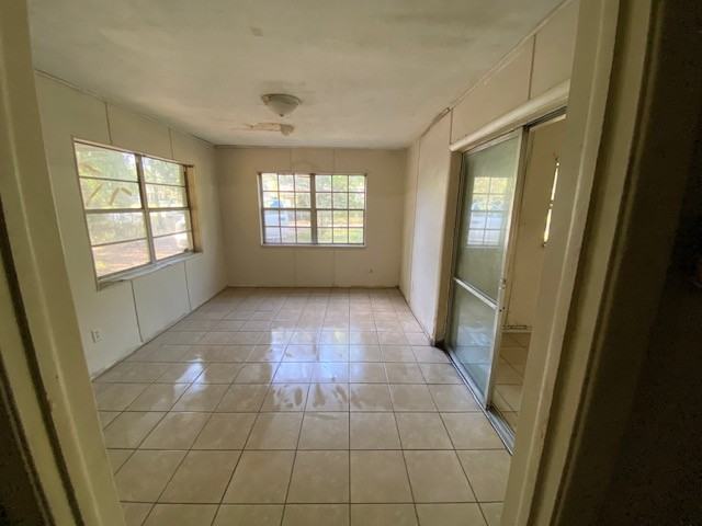 604 Evans St #10 - Photo 4 of 16