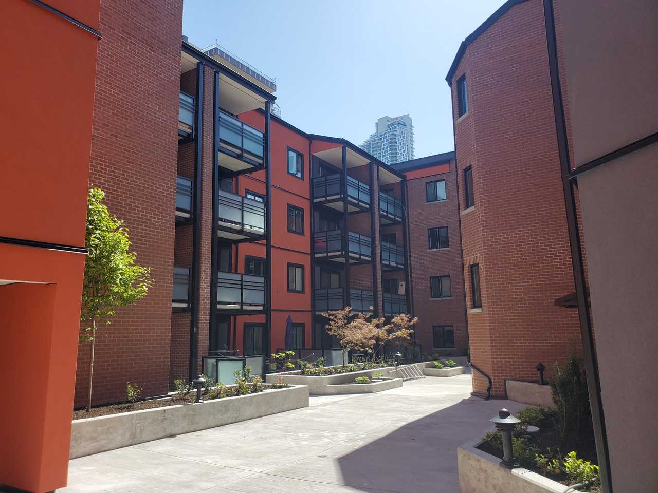 West Bay Court - Photo 3 of 28