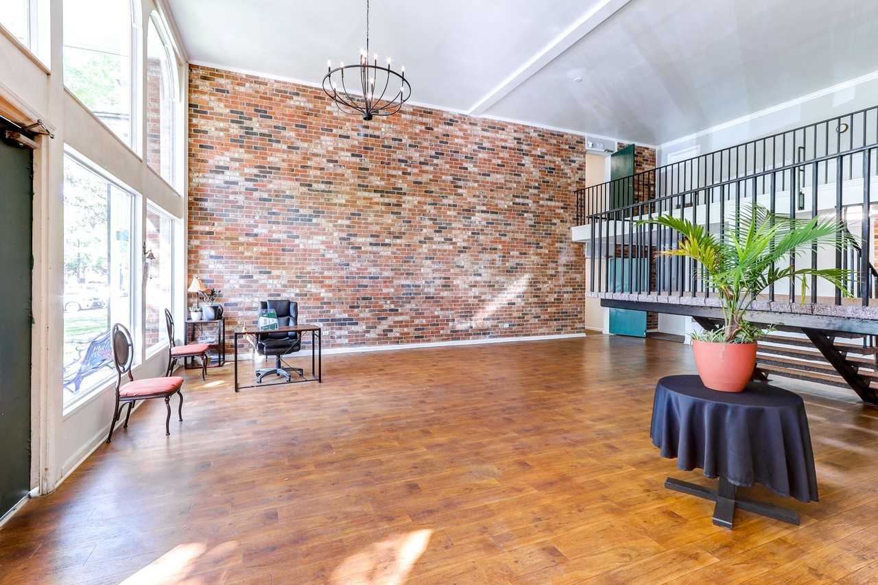 Donaree Village - Photo 5 of 50