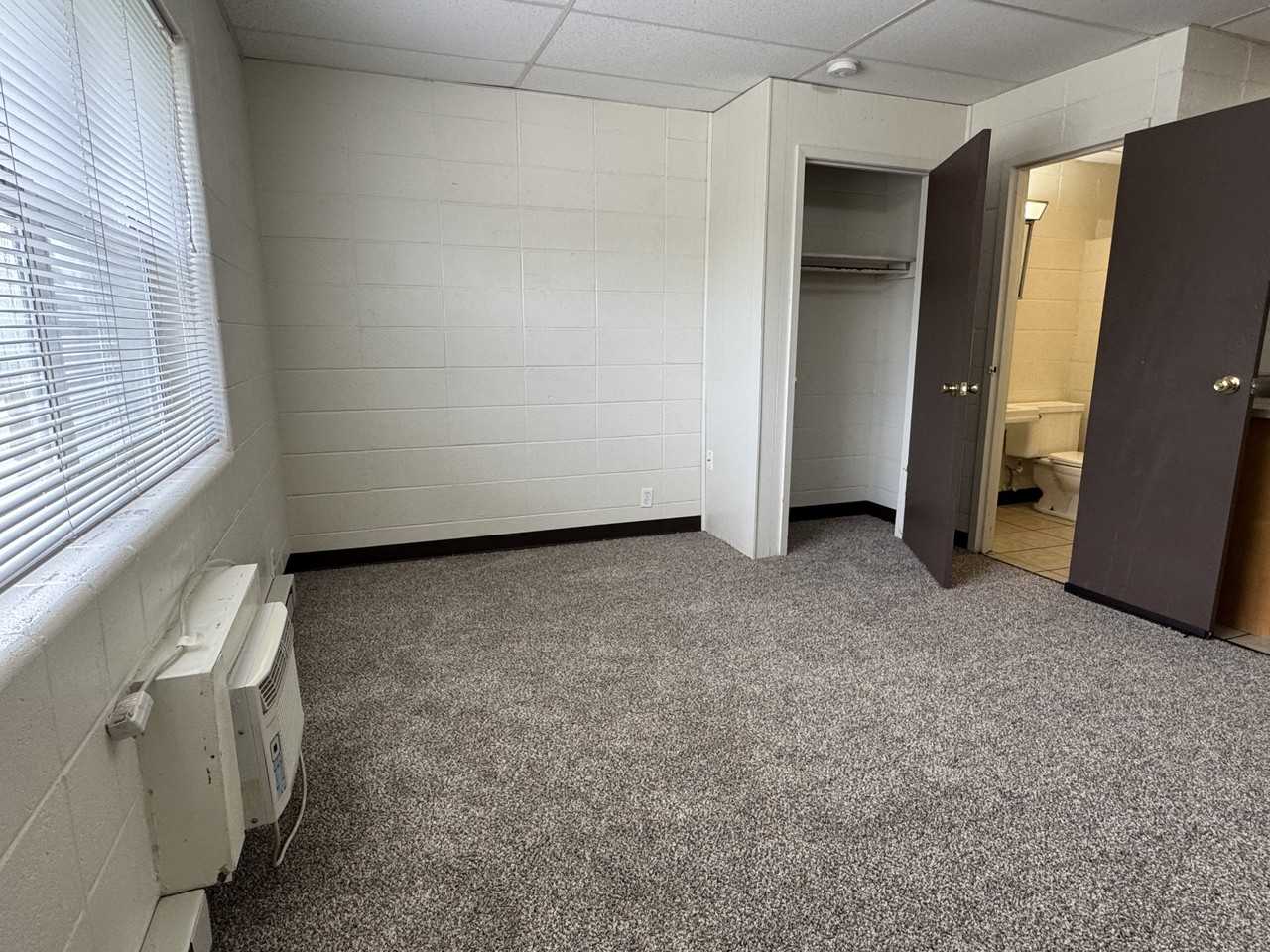 535 S Lincoln St #20 - Photo 4 of 8