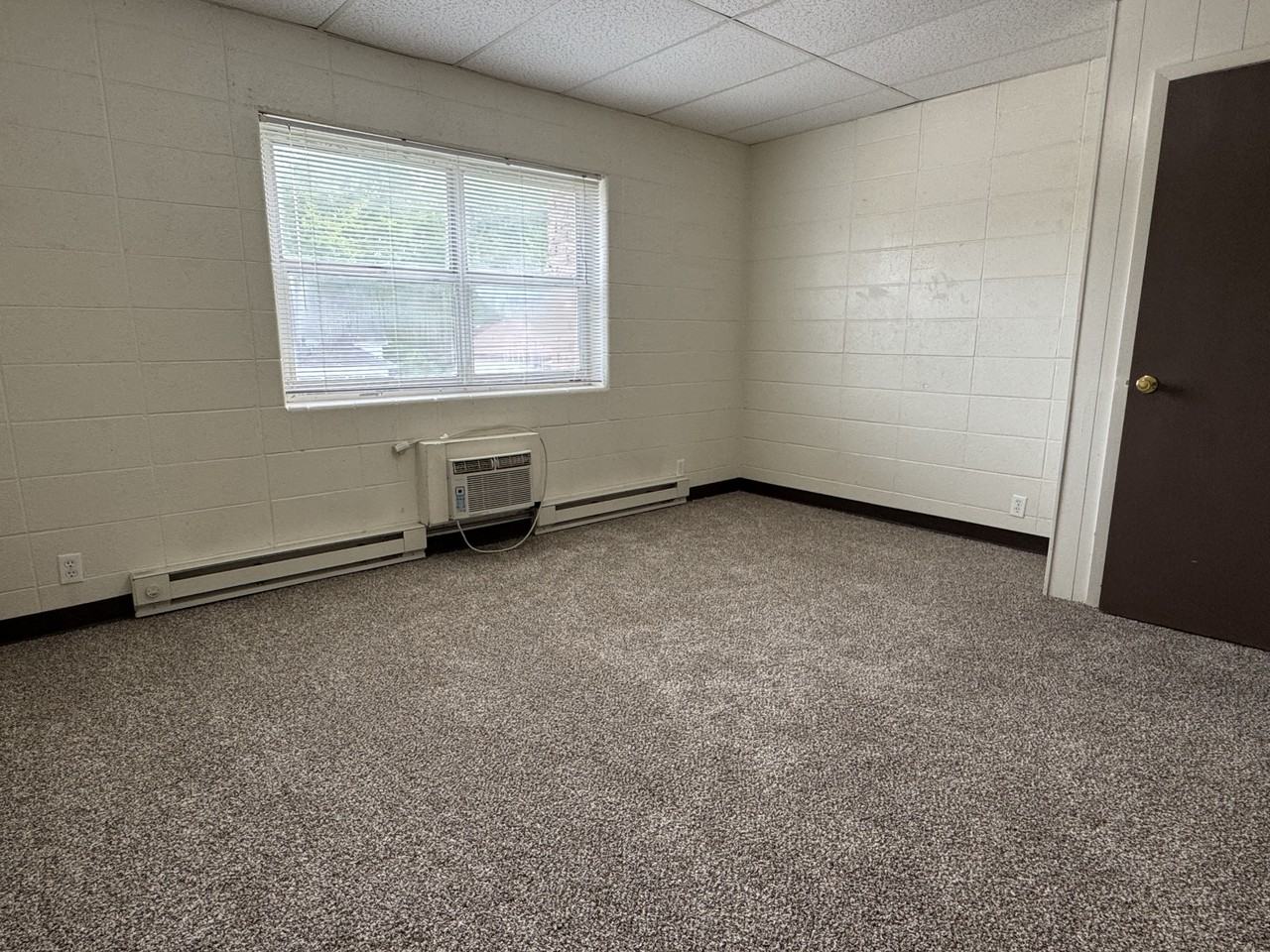 535 S Lincoln St #20 - Photo 6 of 8