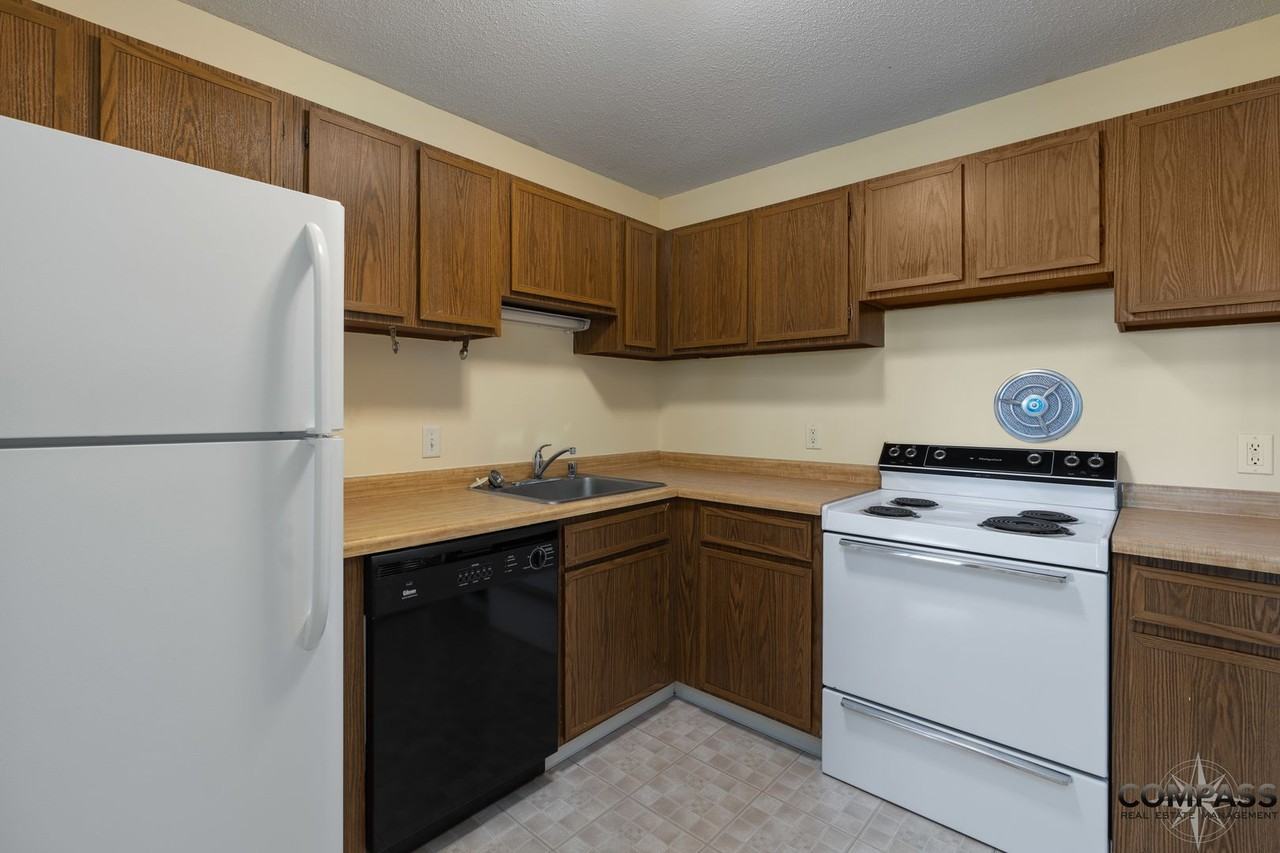 2215 - Westwinds Apartments - Photo 7 of 18