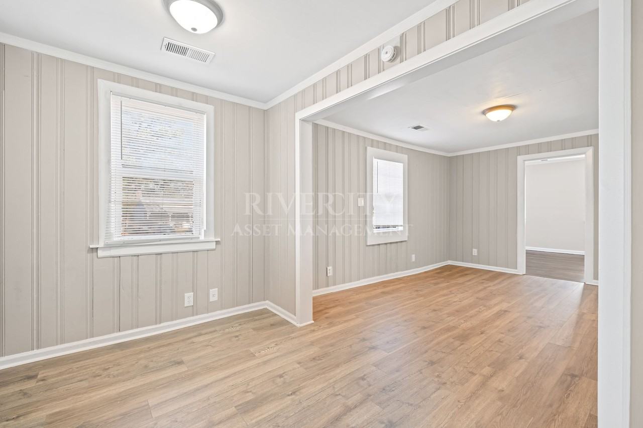 2019 Driftwood Ave #1 - Photo 7 of 20