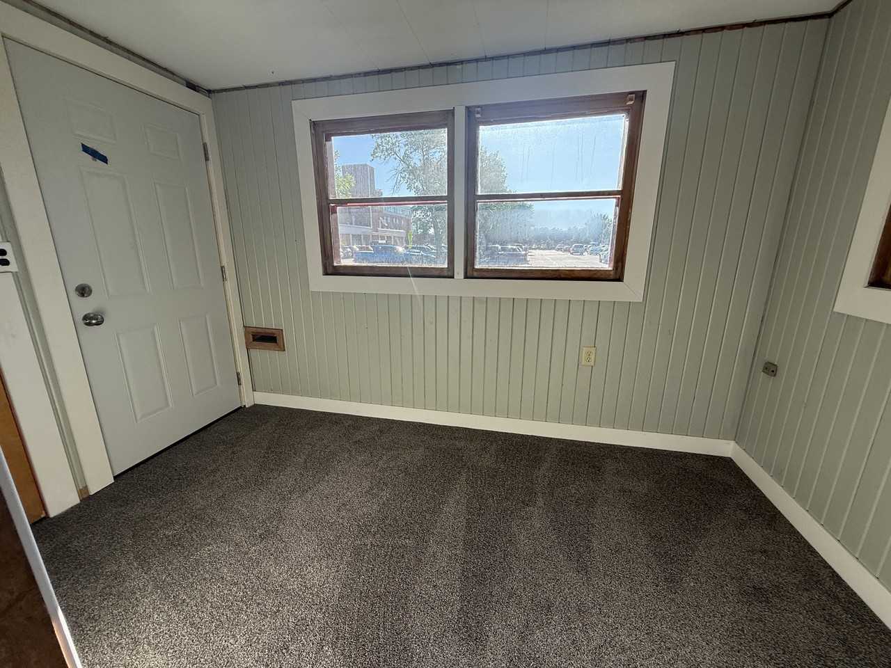 418 S State St #1 - Photo 6 of 11