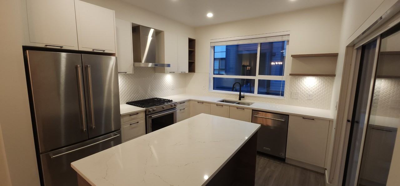 20150 81 Ave - Photo 5 of 19