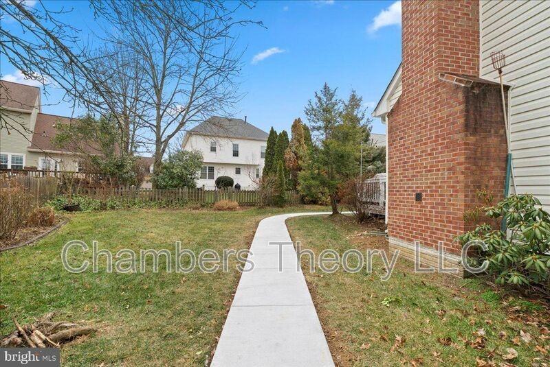 2603 Chriswell Pl - Photo 2 of 21