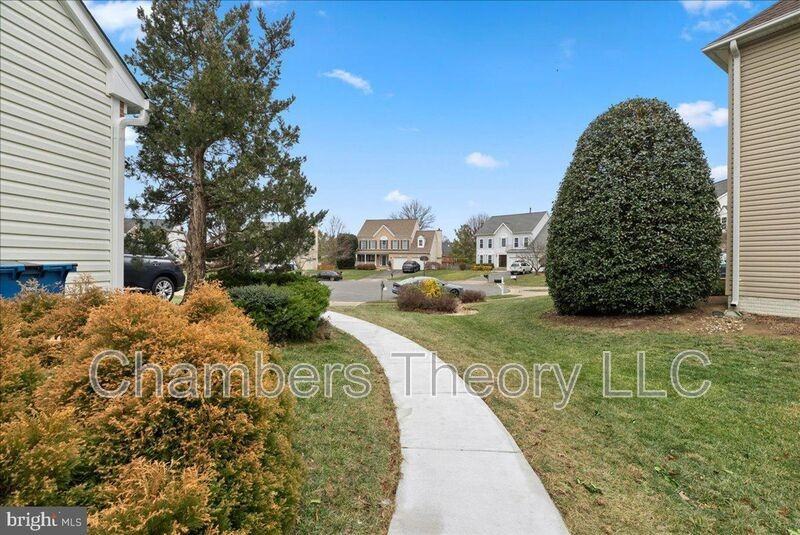 2603 Chriswell Pl - Photo 3 of 21