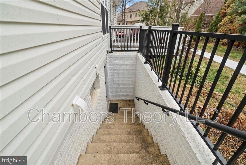 2603 Chriswell Pl - Photo 6 of 21