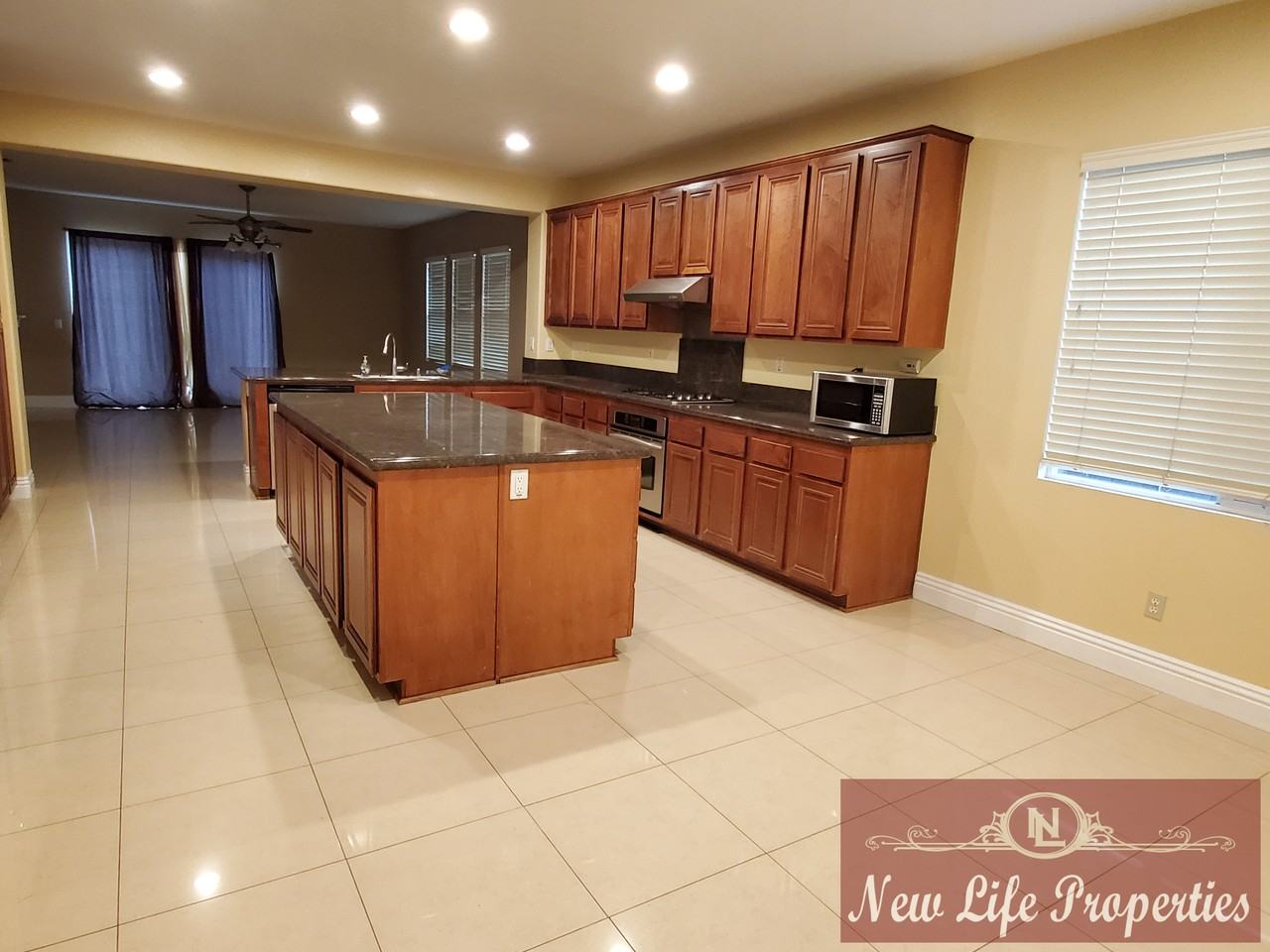 40502 Wgasa Place - Photo 7 of 20