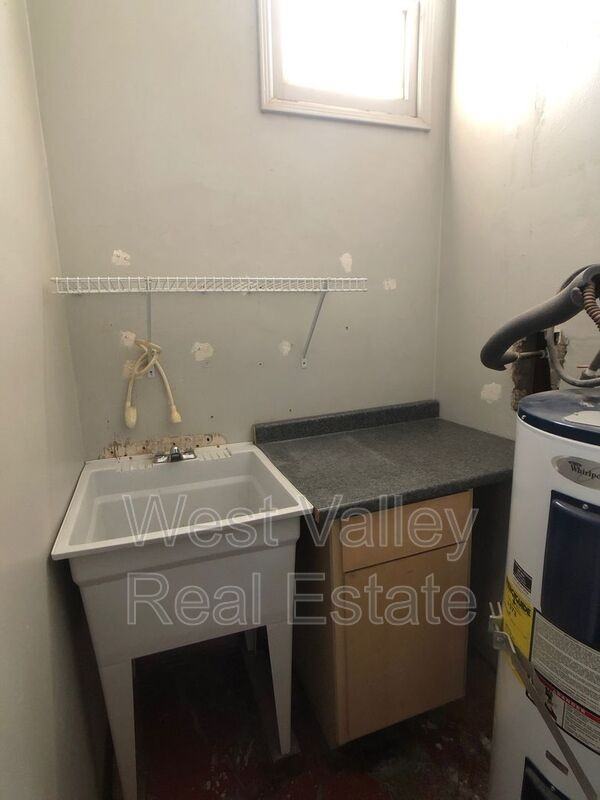 422 North St - Photo 5 of 7