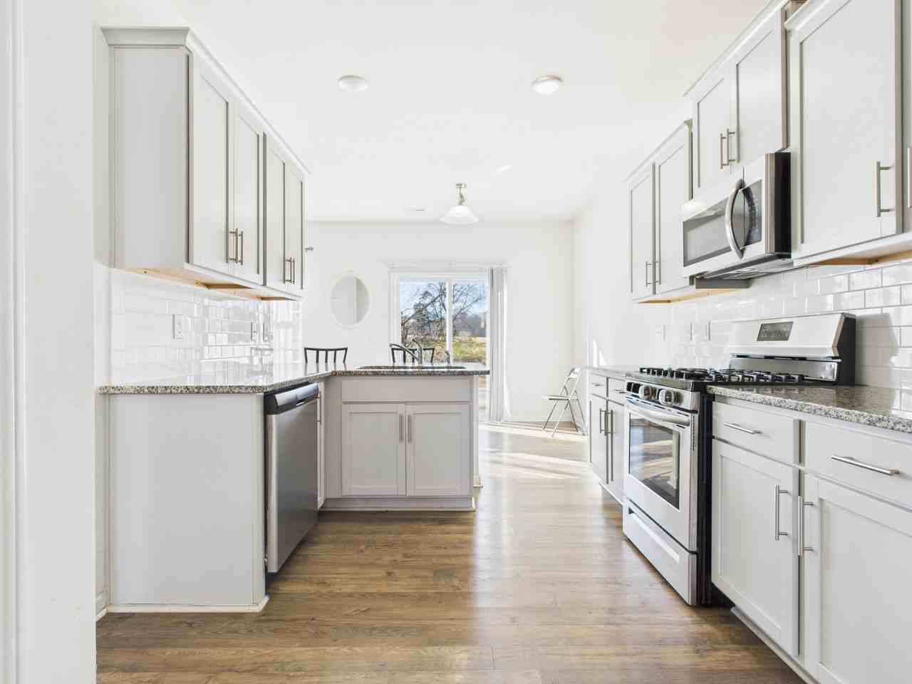 2032 Highland Knoll Dr #1 - Photo 6 of 24