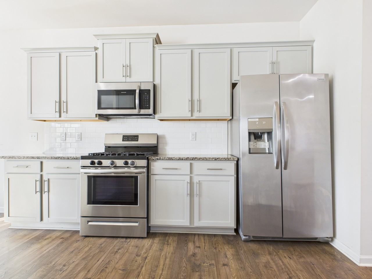 2032 Highland Knoll Dr #1 - Photo 7 of 24