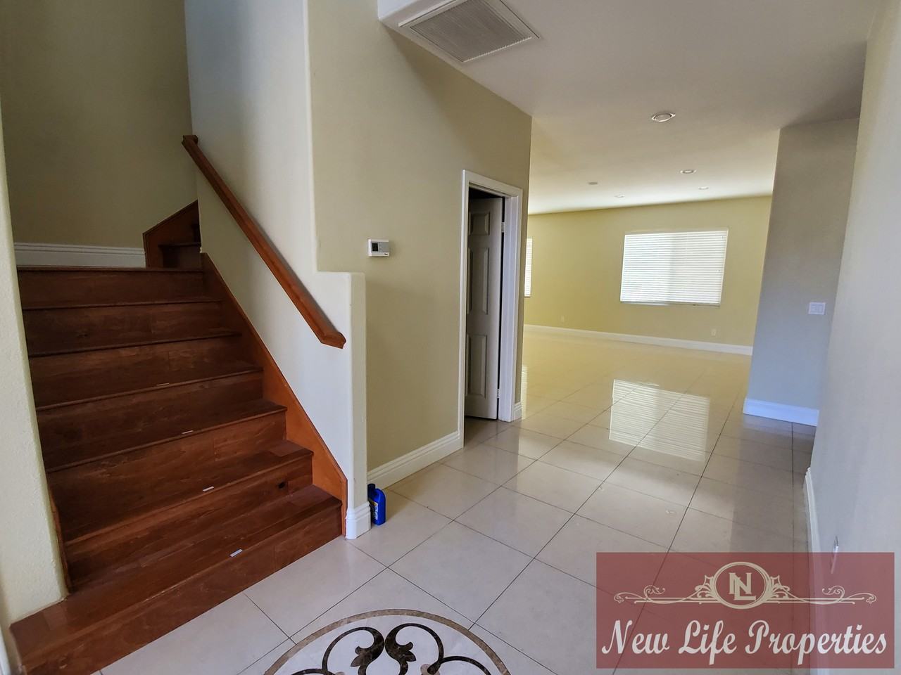 40502 Wgasa Place - Photo 4 of 20