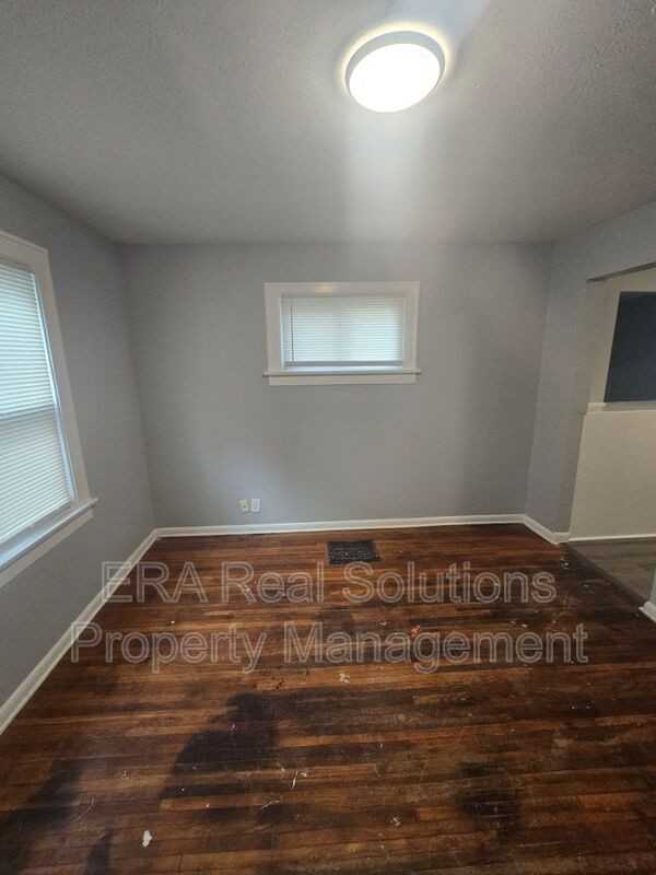 661 S Terrace Ave - Photo 6 of 18