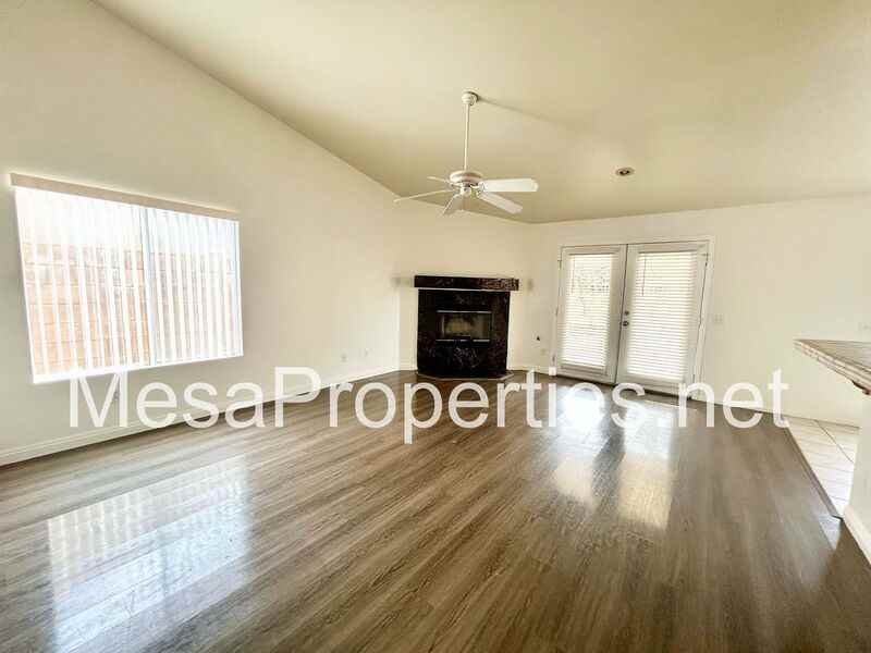 12323 Honeybear Ln - Photo 6 of 26