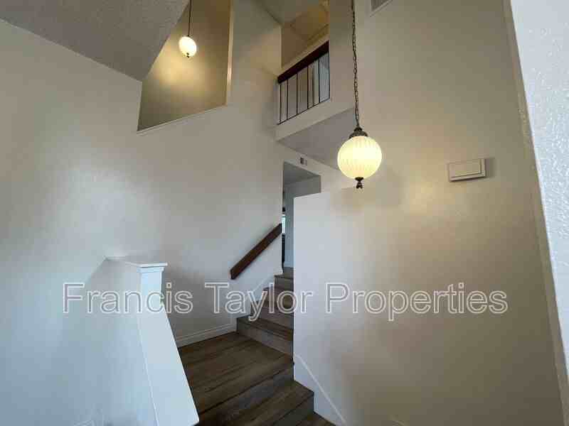 13237 Sundance Ave - Photo 5 of 38