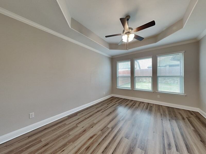 237 Mineral Point Dr - Photo 7 of 19